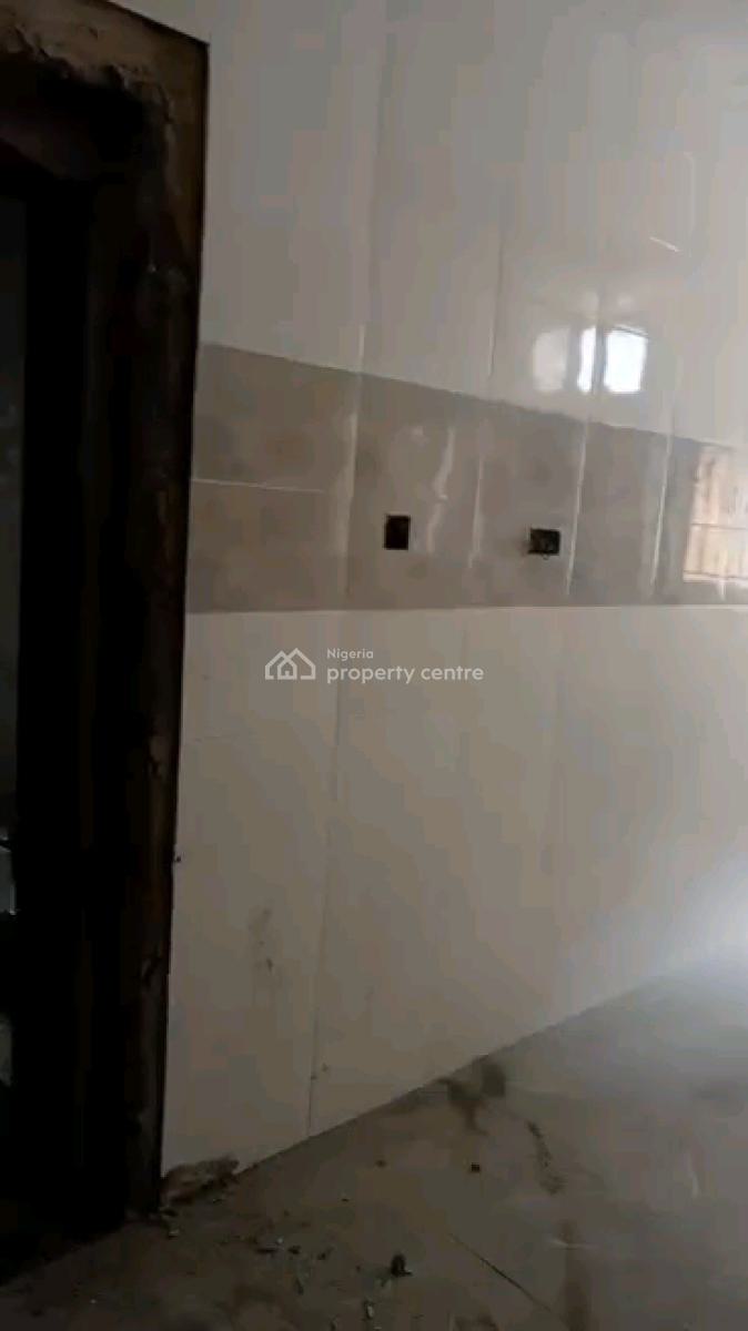 Newly Built Spacious N Nicely Finished 3 Bedroom Up Flat, Medina Estate, Medina, Gbagada, Lagos, Flat / Apartment for Sale