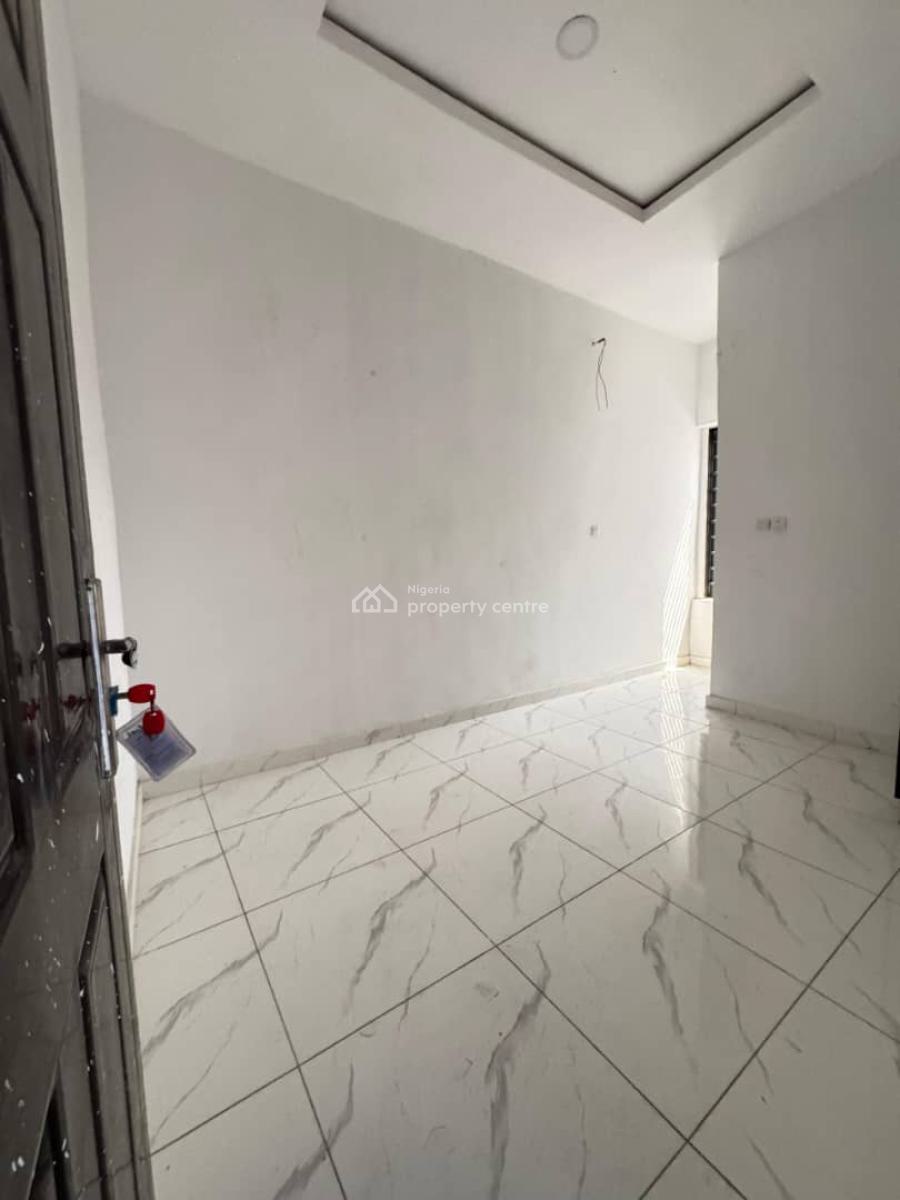Luxurious 3bedroom Terrace at Abraham Adesanya Estate Ajah, Abraham Adesanya Estate Ajah, Ajah, Lagos, Terraced Duplex for Rent