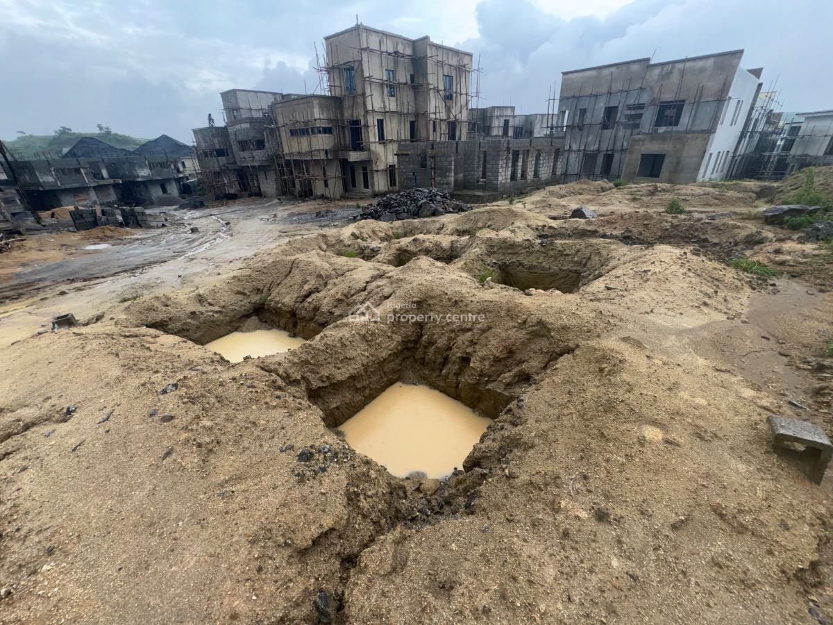 Above Is a Flat Land Measuring 450sqmtrs Fcda Allocation, Guzape District, Abuja, Residential Land for Sale