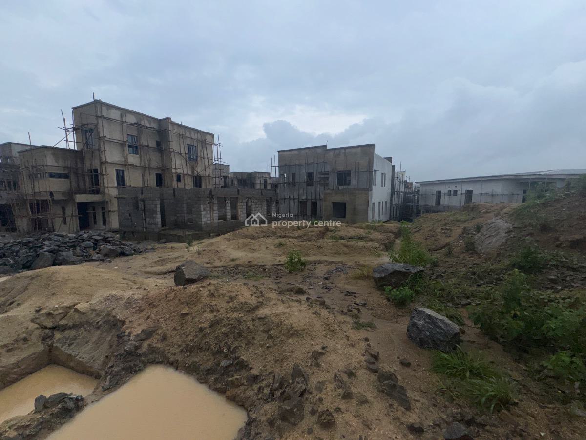 Above Is a Flat Land Measuring 450sqmtrs Fcda Allocation, Guzape District, Abuja, Residential Land for Sale