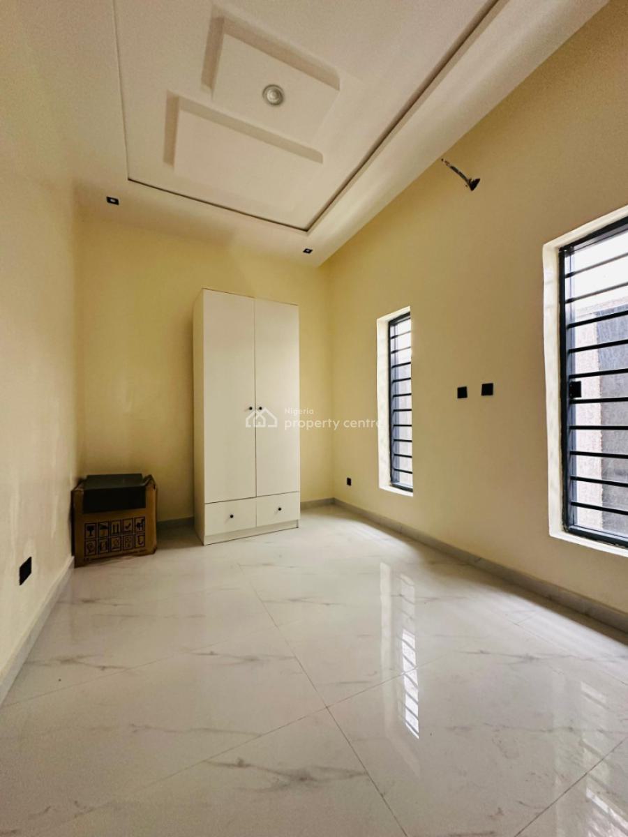 5 Bedroom Detached Duplexe in an Exclusive Estate, Gra Phase 2, Magodo, Lagos, Detached Duplex for Sale