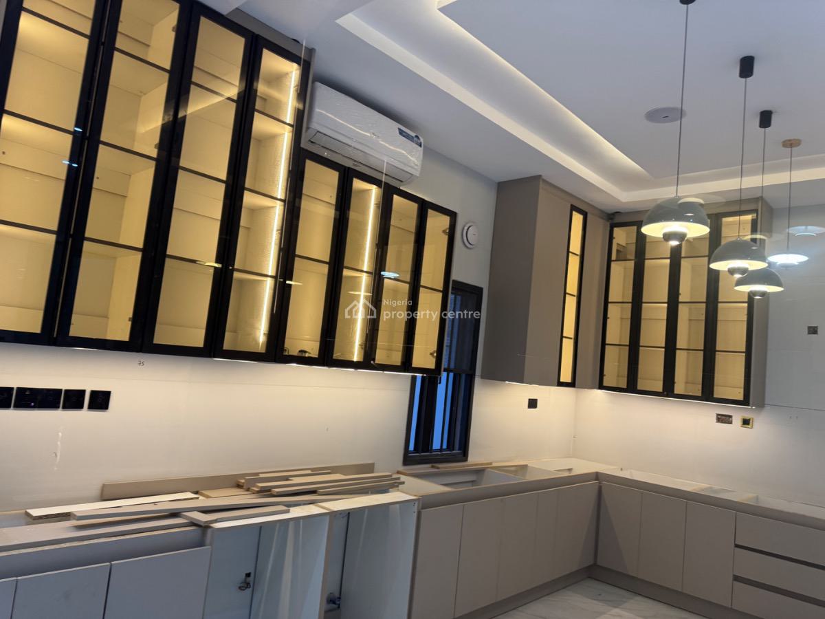 Brand New Luxury 6 Bedroom House, Guzape, Guzape District, Abuja, Detached Duplex for Sale
