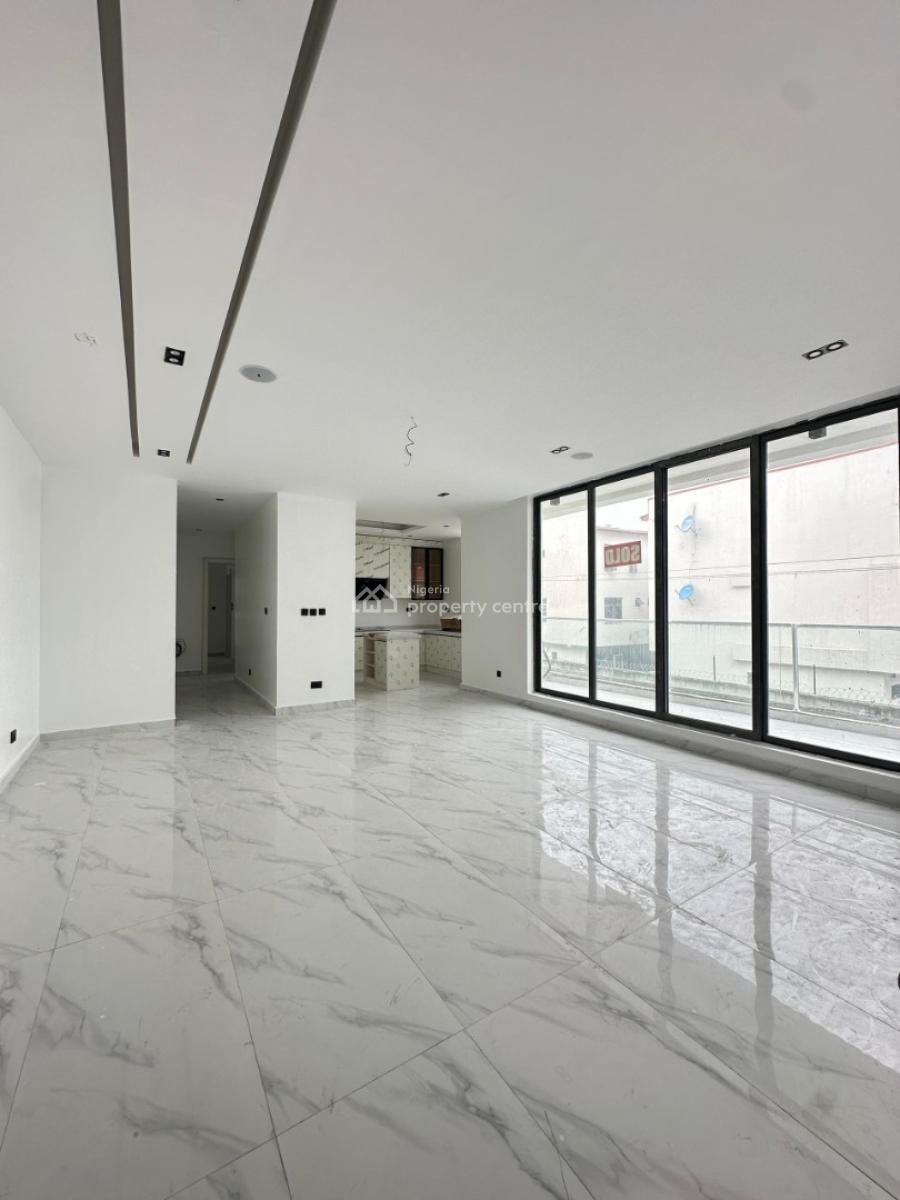 Fully Serviced 2 Bedroom Apartment with Gym, Elevator, Lekki Phase 1, Lekki, Lagos, Flat / Apartment for Sale