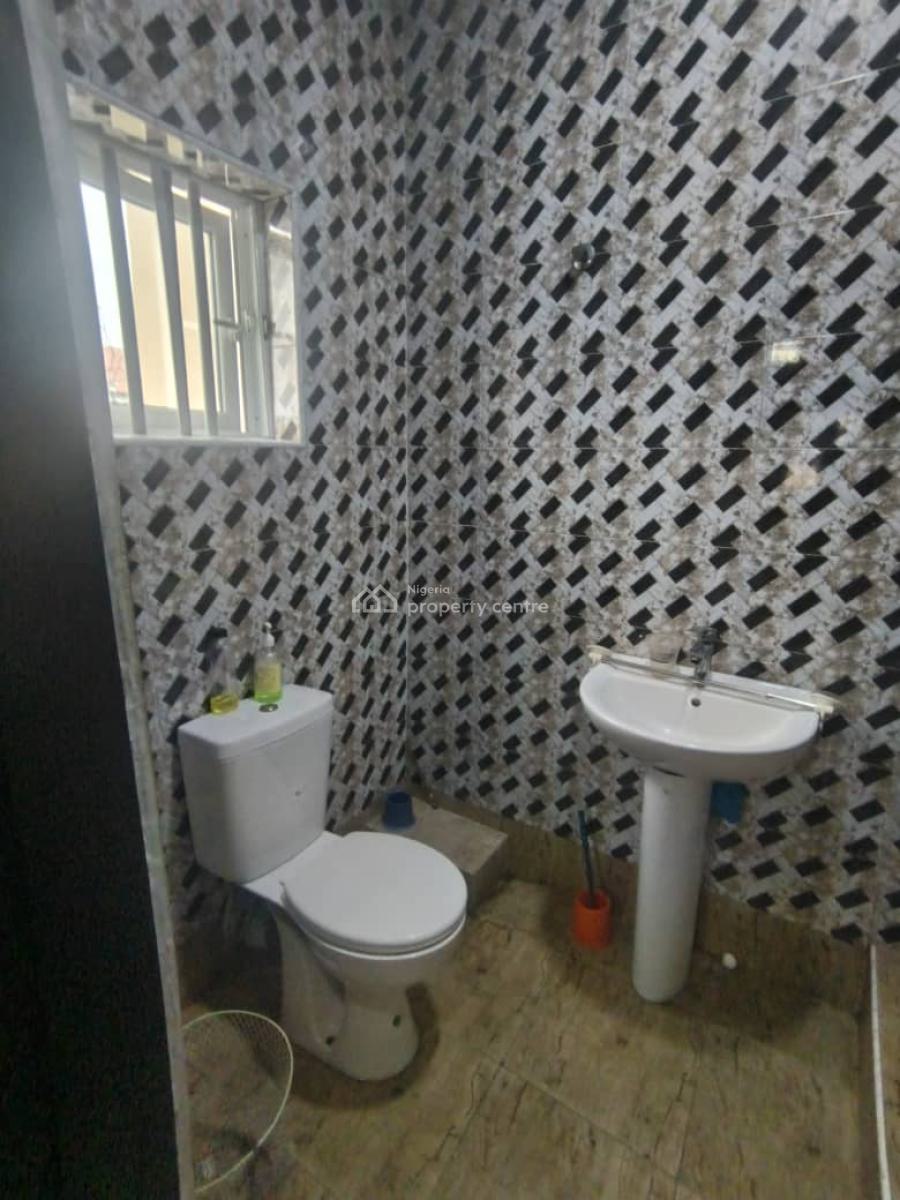 Newly Renovated 3 Bedroom Apartment with Excellent Facilities, Sangotedo, Ajah, Lagos, Flat / Apartment for Rent