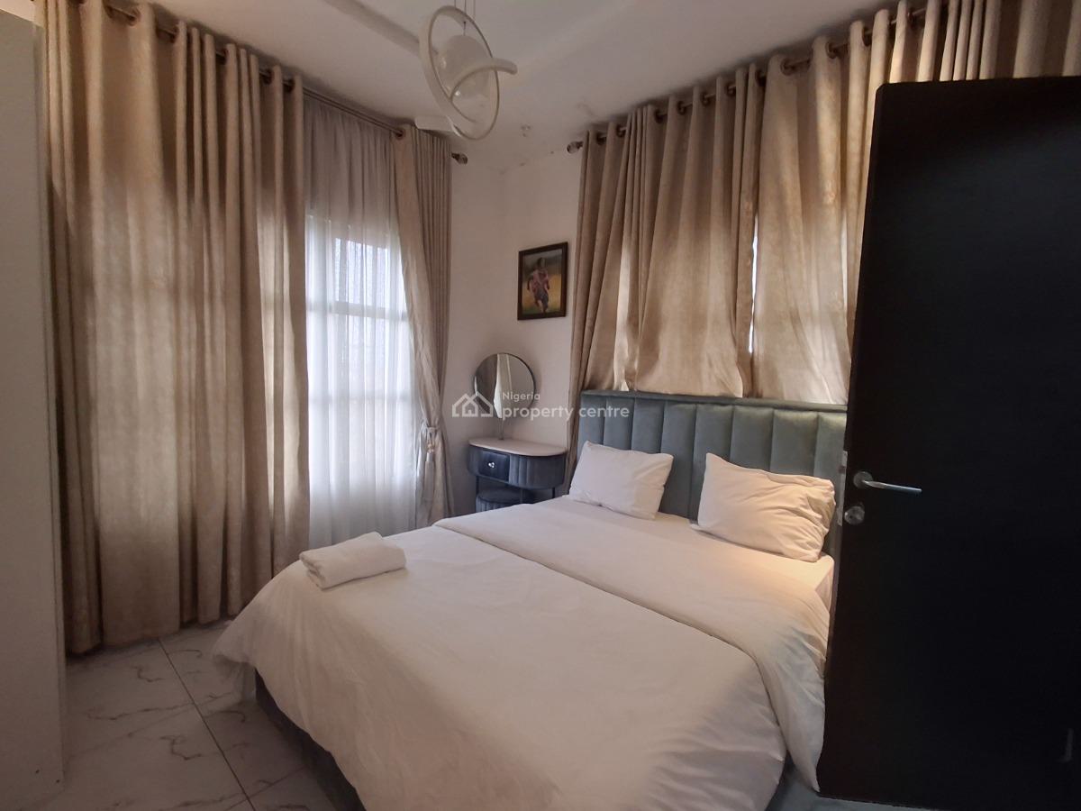 Fully Furnished 2 Bedroom Flat, Petrocam, Lekki Phase 1, Lekki, Lagos, Flat / Apartment for Rent