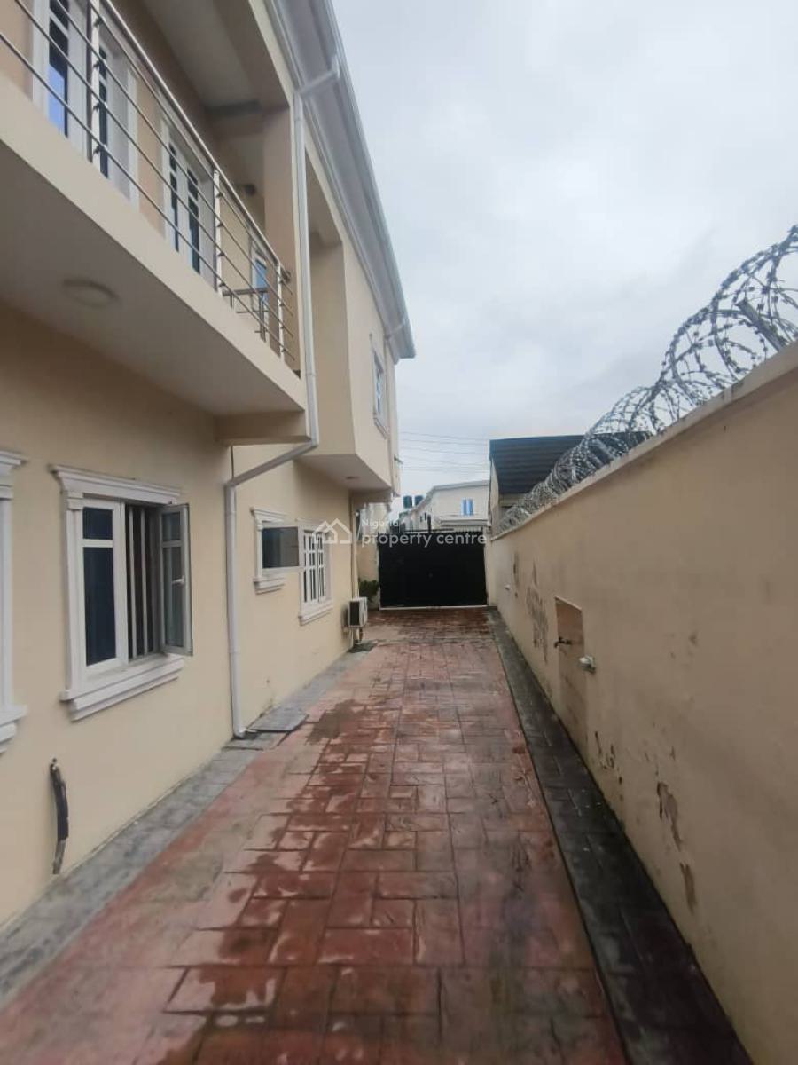 Newly Renovated 3 Bedroom Apartment with Excellent Facilities, Sangotedo, Ajah, Lagos, Flat / Apartment for Rent