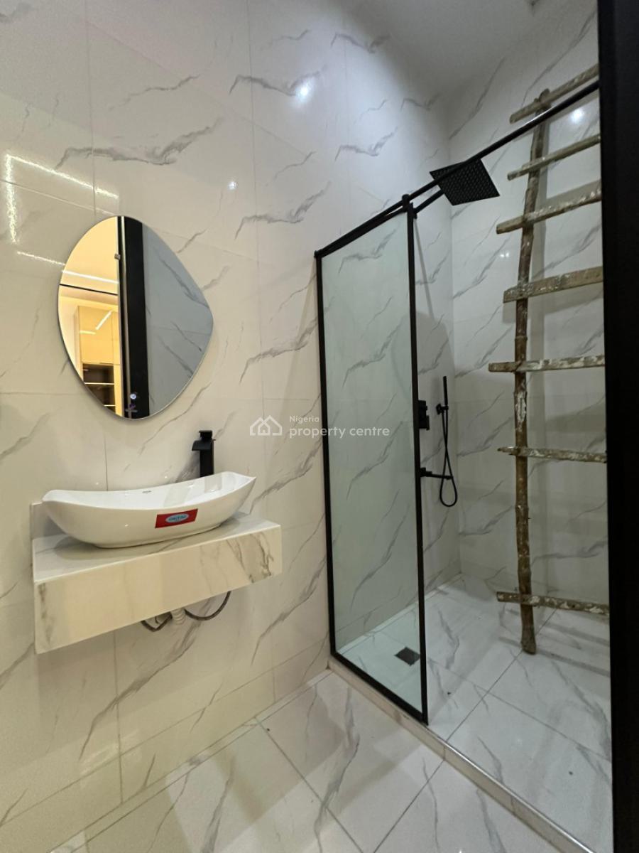 Aesthetic Pleasing 5 Bedroom Fully Detached Duplex with Bq and Pool, Aesthetic Pleasing 5 Bedroom Detached Duplex with Bq & Pool in Chveron, Lekki, Lagos, Detached Duplex for Sale