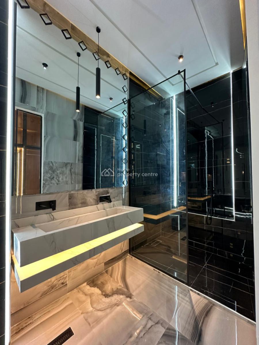 Aesthetic Pleasing 5 Bedroom Fully Detached Duplex with Bq and Pool, Aesthetic Pleasing 5 Bedroom Detached Duplex with Bq & Pool in Chveron, Lekki, Lagos, Detached Duplex for Sale