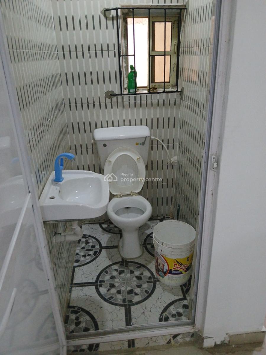 2 Bedroom Serviced Apartment, 2 Alh. Shodunke St, Off Ashipa Road, Amule Bus-stop, Ayobo, Lagos, Flat / Apartment Short Let