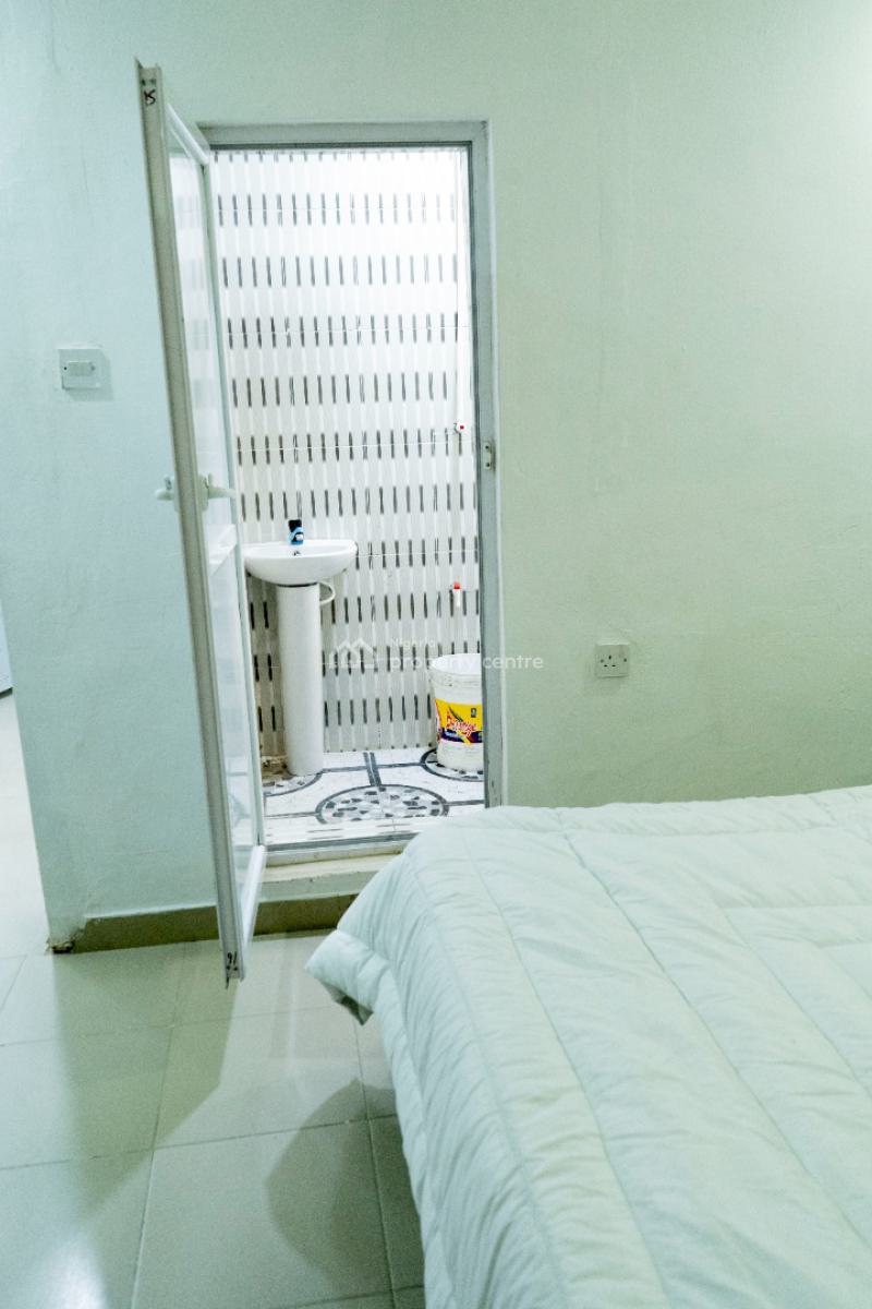 2 Bedroom Serviced Apartment, 2 Alh. Shodunke St, Off Ashipa Road, Amule Bus-stop, Ayobo, Lagos, Flat / Apartment Short Let