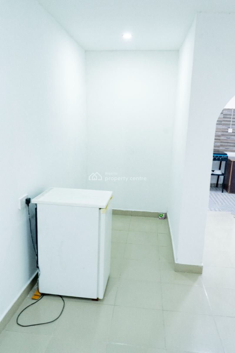 2 Bedroom Serviced Apartment, 2 Alh. Shodunke St, Off Ashipa Road, Amule Bus-stop, Ayobo, Lagos, Flat / Apartment Short Let