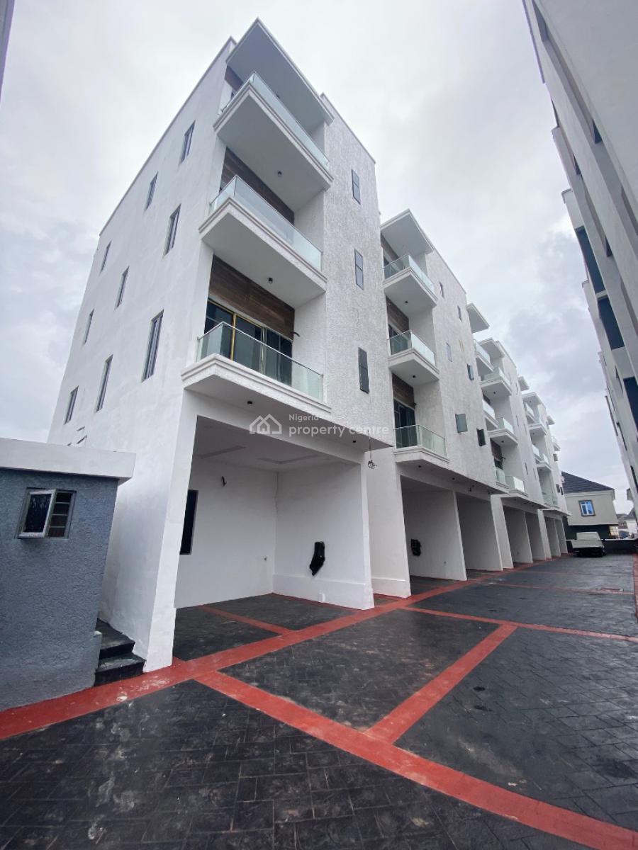 Lovely 5 Bed Triplex in a Gated Estate, Chevron, Lekki, Lagos, Detached Duplex for Sale