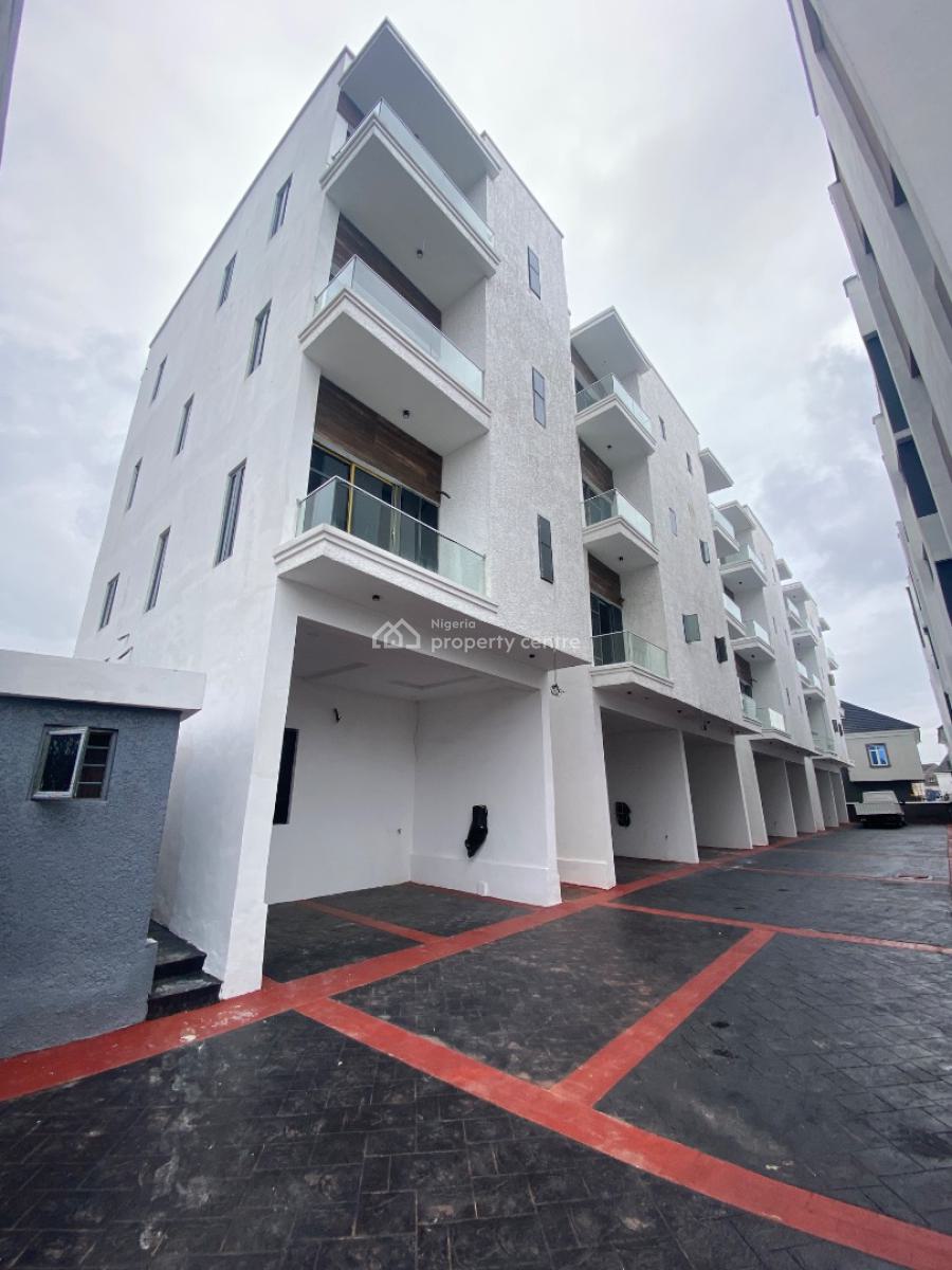 Lovely 5 Bed Triplex in a Gated Estate, Chevron, Lekki, Lagos, Detached Duplex for Sale