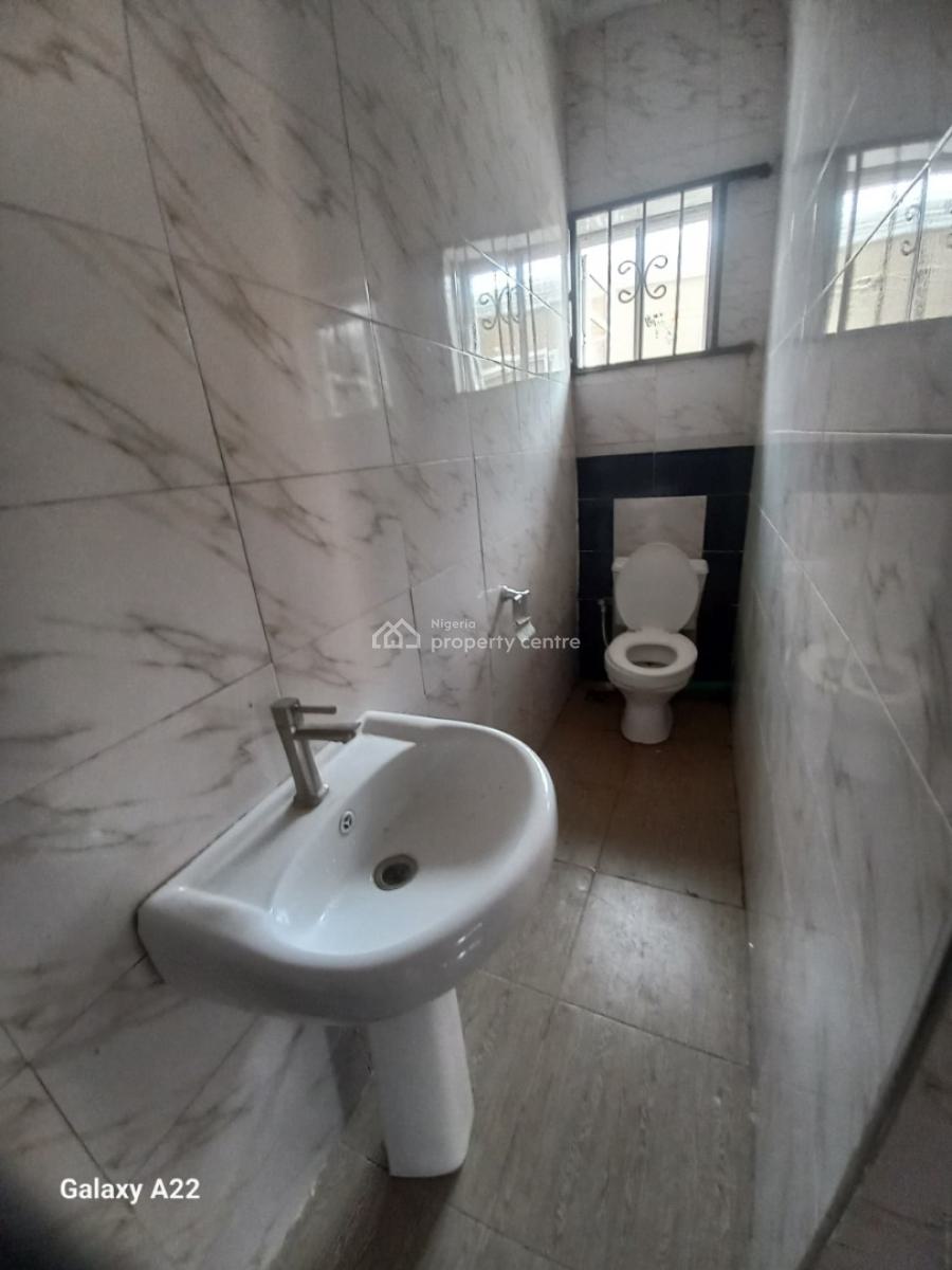 Nice 2bedroom Flat with Sweet Modern Facilities, Opposite Alao Akala Gra, Akala Akobo, Ibadan, Ibadan, Oyo, Flat / Apartment for Rent
