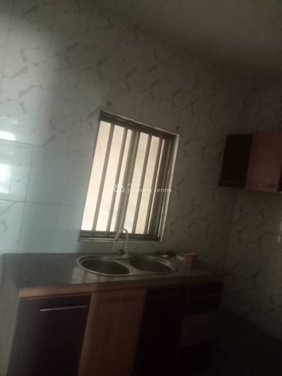 Neatly Renovated 2bedroom Flat on Ground and First Floor, Wuse 2, Around Banex, Wuse 2, Abuja, Flat / Apartment for Rent