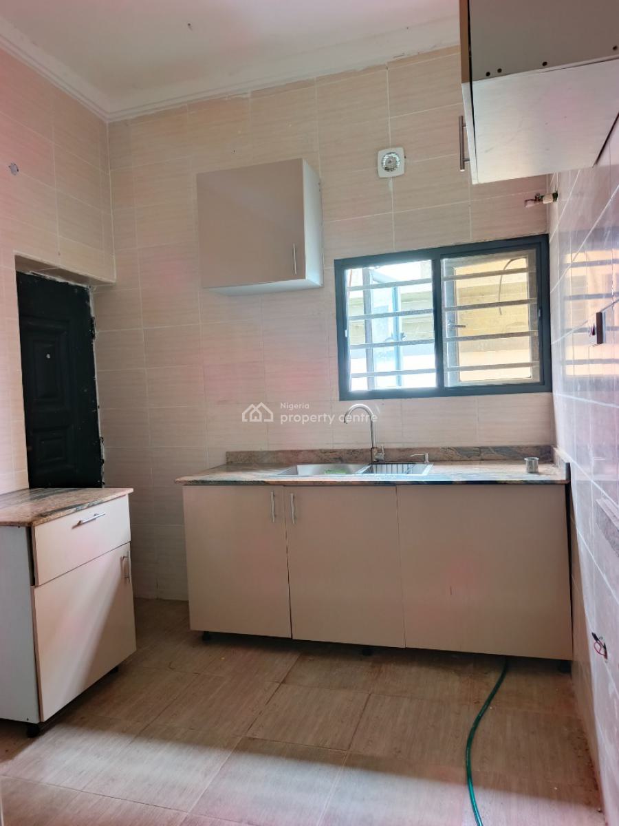 Smart Spacious 2 Bedrooms Apartment, in Estate at Ogombo Abraham Adesanya Axis, Ajah, Lagos., Ajah, Lagos, Flat / Apartment for Rent