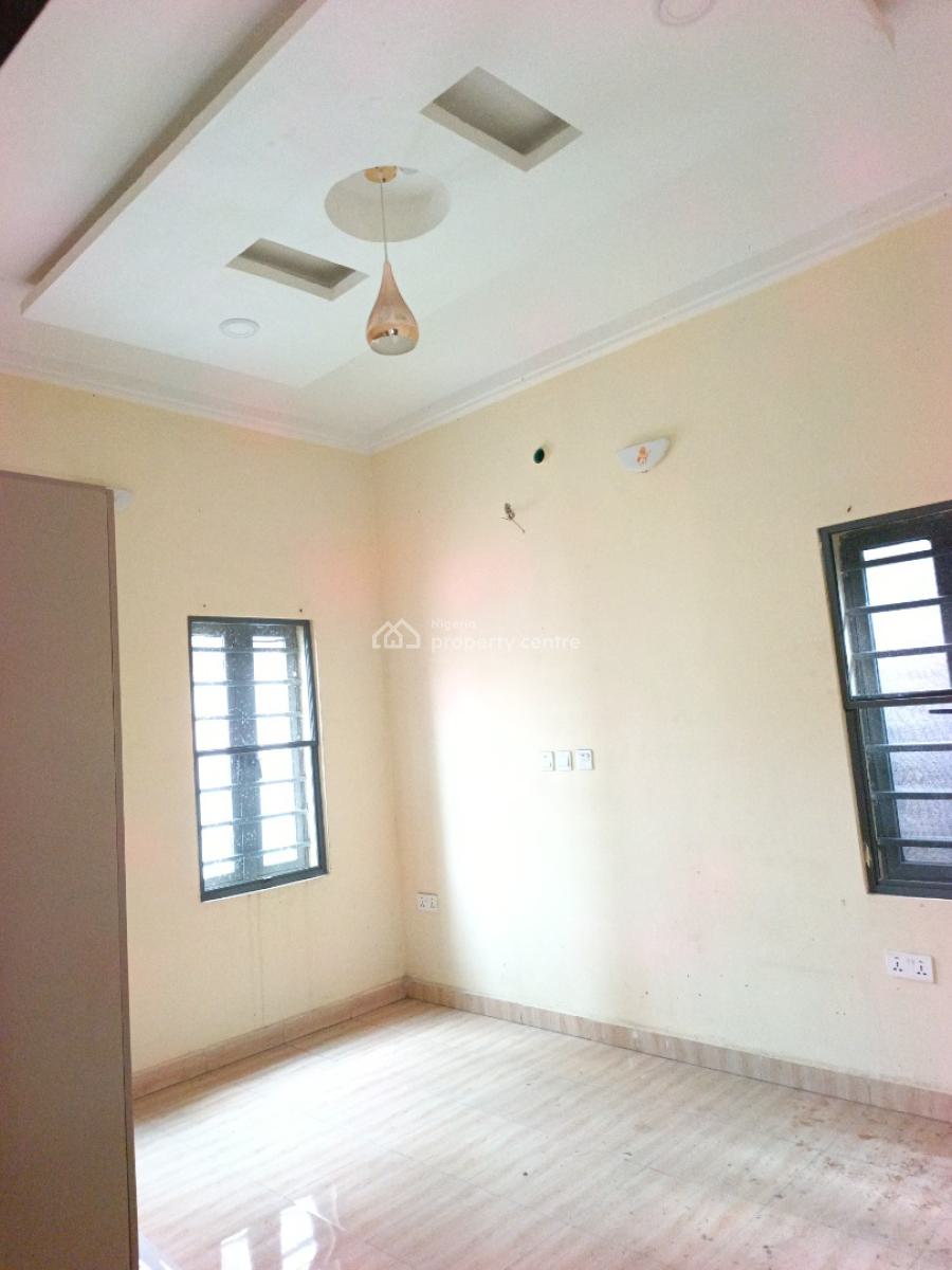 Smart Spacious 2 Bedrooms Apartment, in Estate at Ogombo Abraham Adesanya Axis, Ajah, Lagos., Ajah, Lagos, Flat / Apartment for Rent
