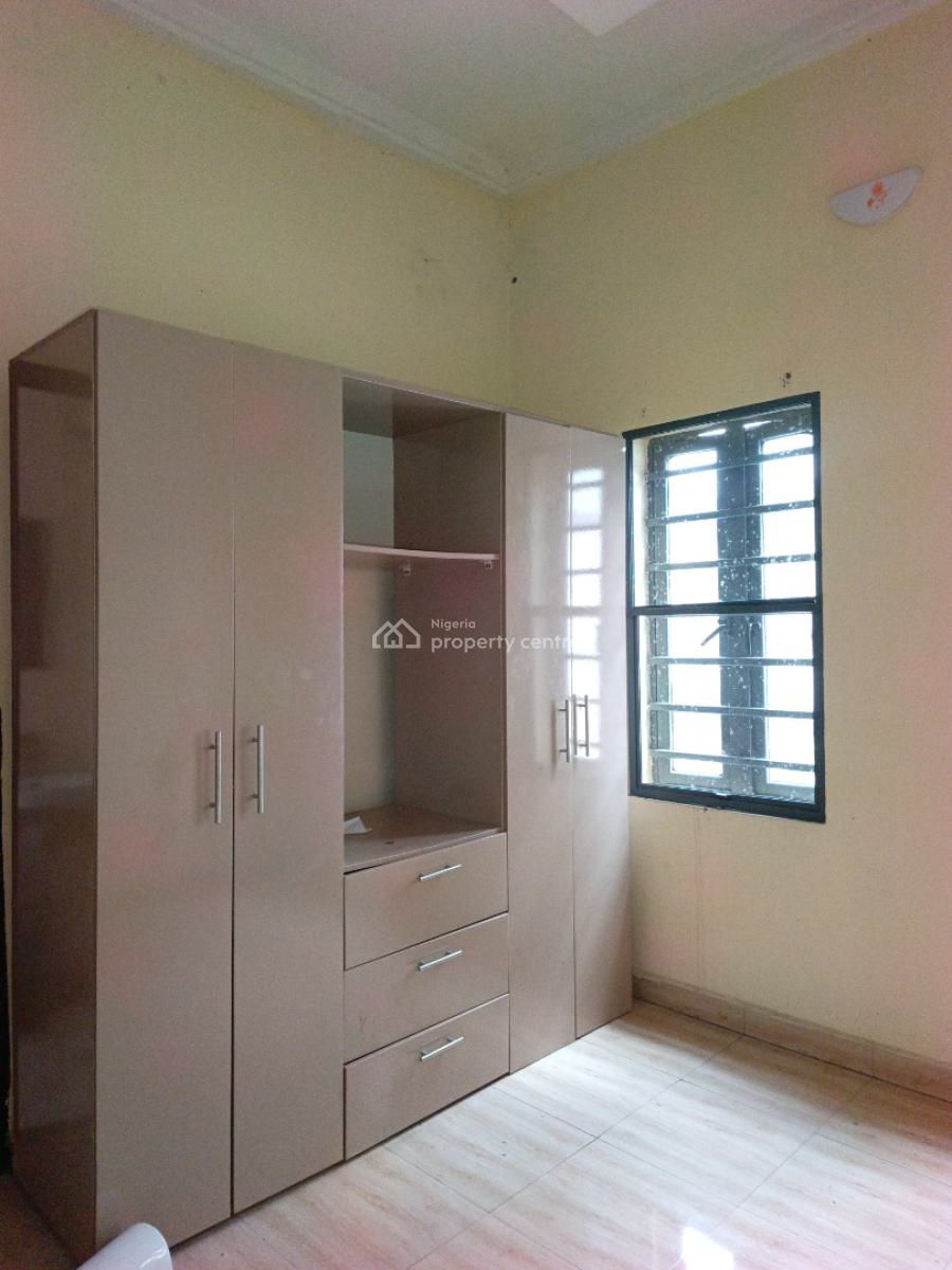 Smart Spacious 2 Bedrooms Apartment, in Estate at Ogombo Abraham Adesanya Axis, Ajah, Lagos., Ajah, Lagos, Flat / Apartment for Rent