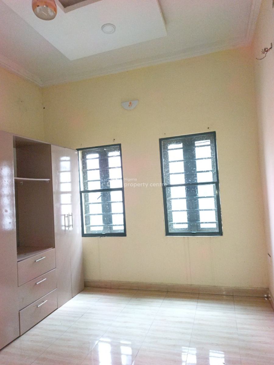 Smart Spacious 2 Bedrooms Apartment, in Estate at Ogombo Abraham Adesanya Axis, Ajah, Lagos., Ajah, Lagos, Flat / Apartment for Rent