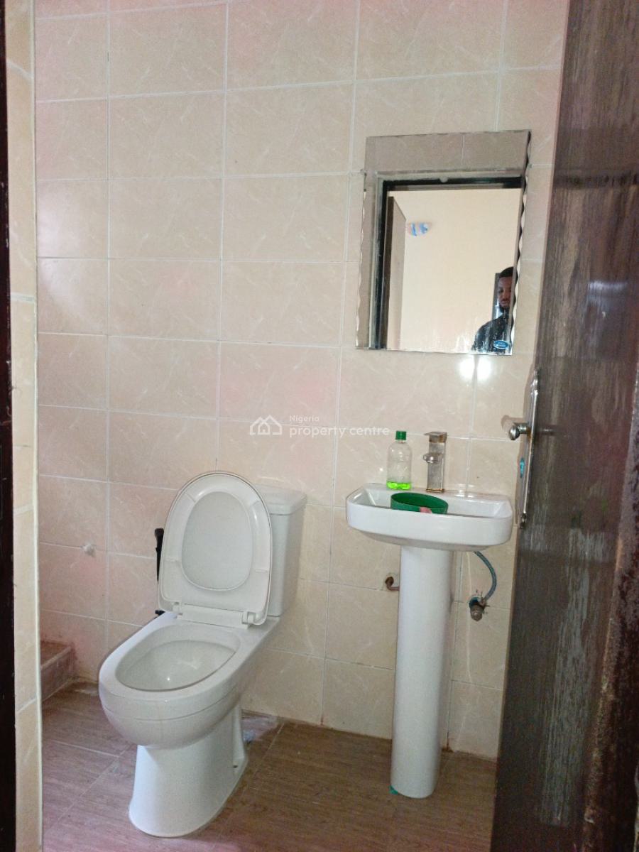 Smart Spacious 2 Bedrooms Apartment, in Estate at Ogombo Abraham Adesanya Axis, Ajah, Lagos., Ajah, Lagos, Flat / Apartment for Rent