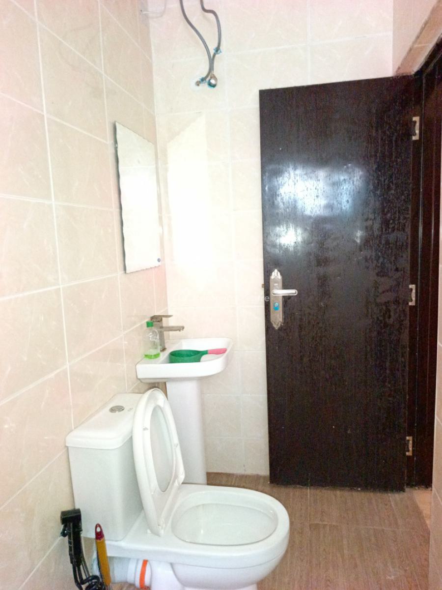 Smart Spacious 2 Bedrooms Apartment, in Estate at Ogombo Abraham Adesanya Axis, Ajah, Lagos., Ajah, Lagos, Flat / Apartment for Rent