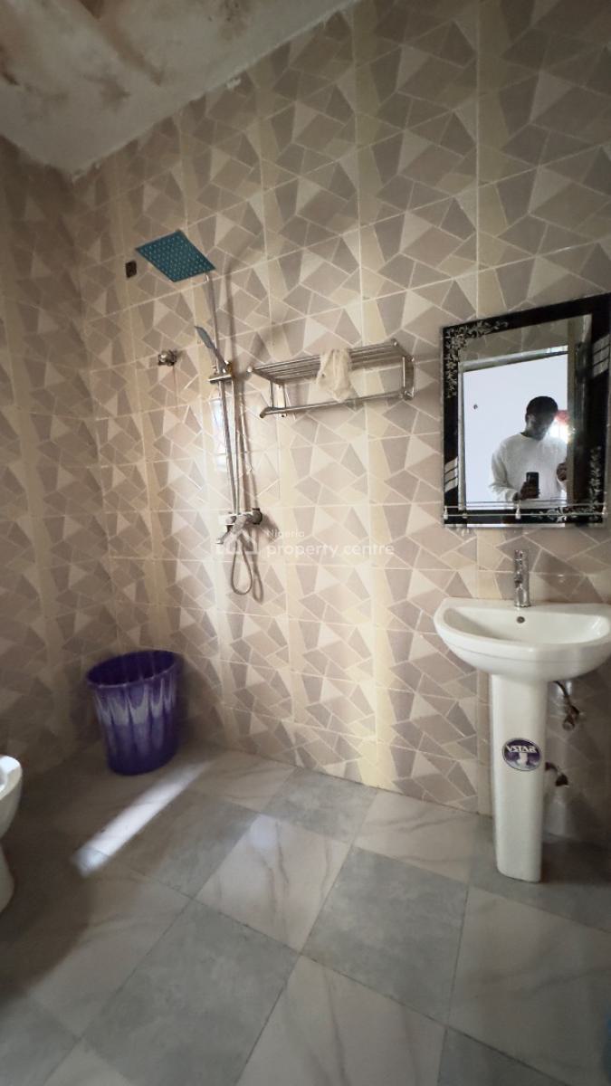 Newly Vacated 3 Bedroom Flat, Jabi By Airport Junction, Jabi, Abuja, Flat / Apartment for Rent