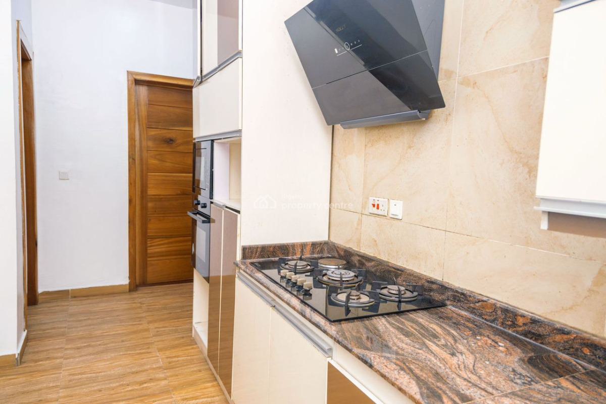 2 Bedroom Apartment with Gym, Elevator & Swimming Pool, Lekki Phase 1, Lekki Phase 1, Lekki, Lagos, Flat / Apartment for Rent