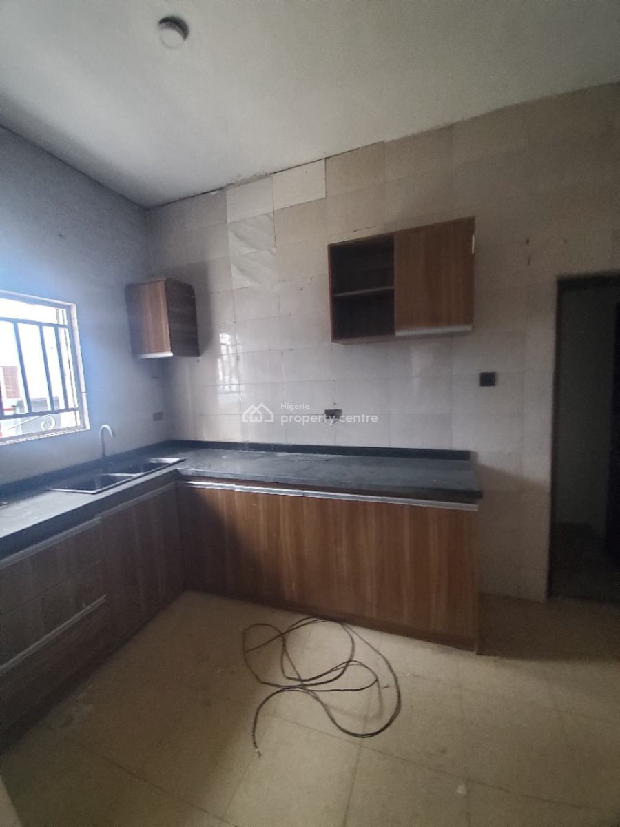 3bed Room Flat in Orchid Lekki, Victory Crest 2, Lekki, Lagos, Flat / Apartment for Rent