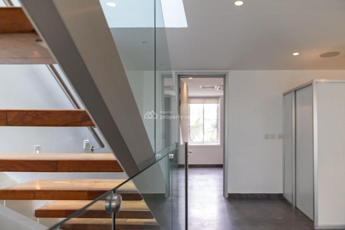 3 Bedroom Terrace Duplex with Zoo, Garden,  Gym & Swimming Pool, Ikoyi, Ikoyi, Lagos, Terraced Duplex for Rent
