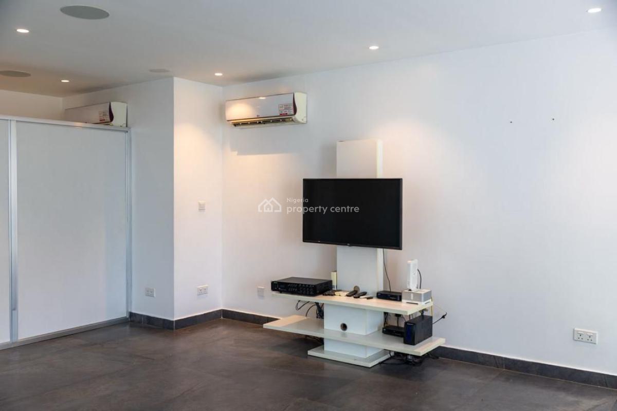 3 Bedroom Terrace Duplex with Zoo, Garden,  Gym & Swimming Pool, Ikoyi, Ikoyi, Lagos, Terraced Duplex for Rent