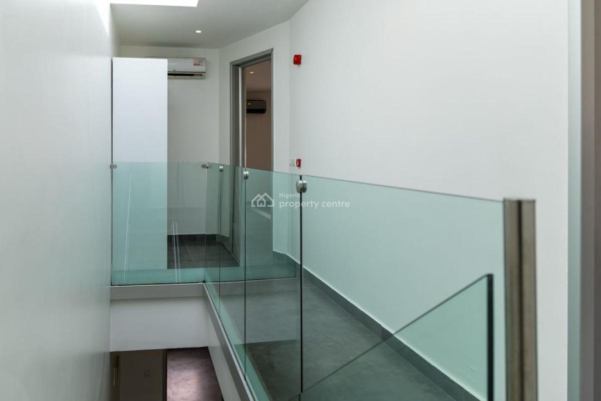 3 Bedroom Terrace Duplex with Zoo, Garden,  Gym & Swimming Pool, Ikoyi, Ikoyi, Lagos, Terraced Duplex for Rent