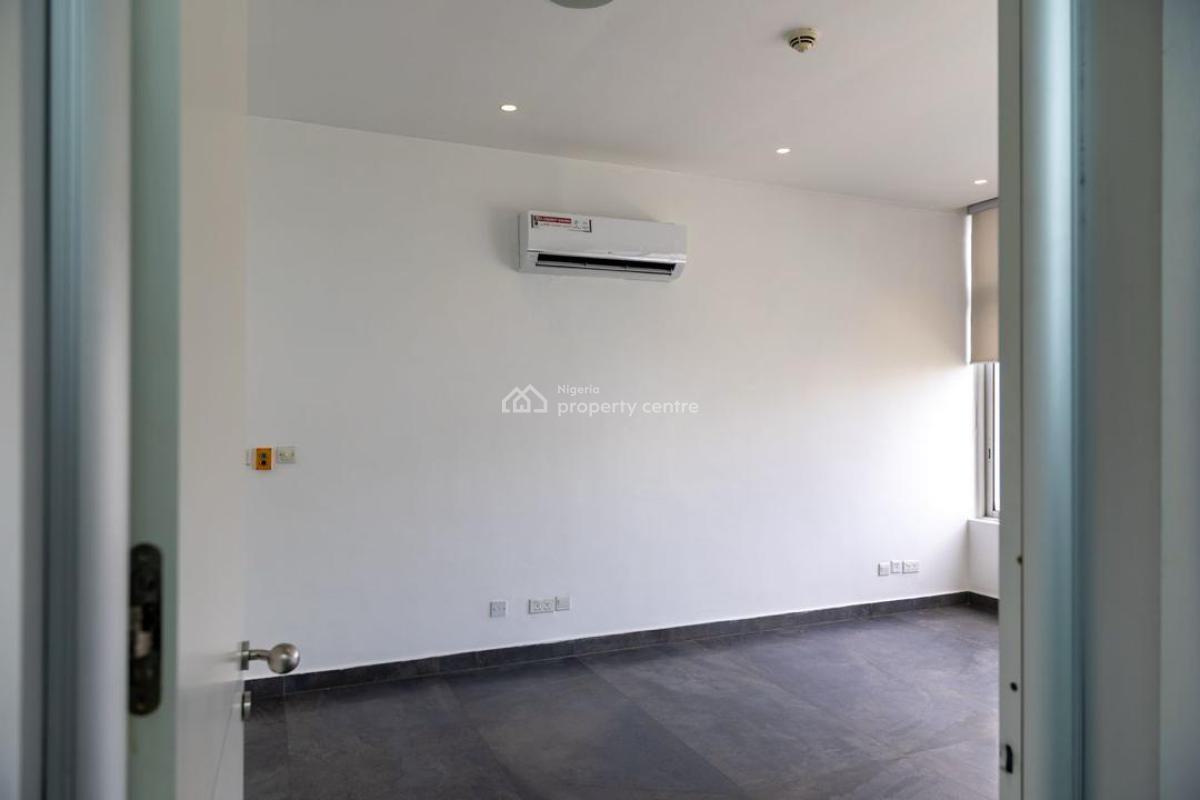 3 Bedroom Terrace Duplex with Zoo, Garden,  Gym & Swimming Pool, Ikoyi, Ikoyi, Lagos, Terraced Duplex for Rent