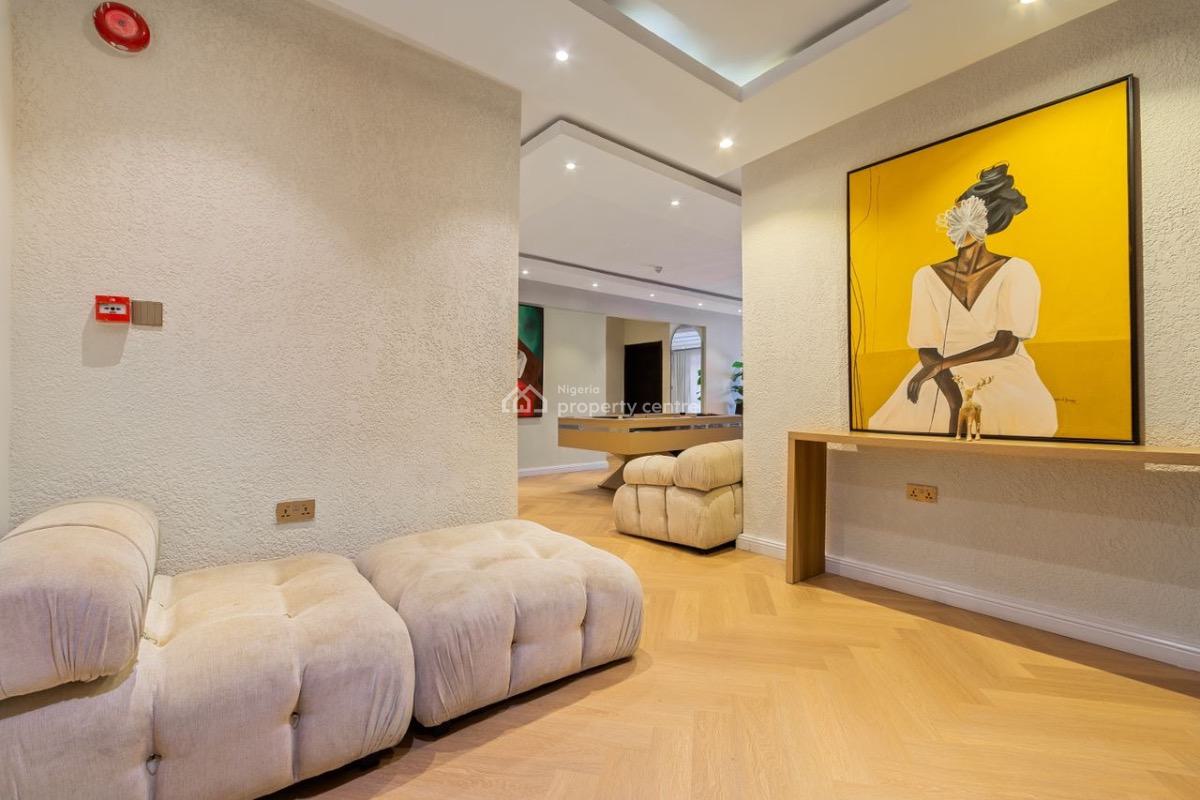 2 Bedrooms Luxury Waterfront Apartment, Lekki Phase 1, Lekki, Lagos, Flat / Apartment Short Let