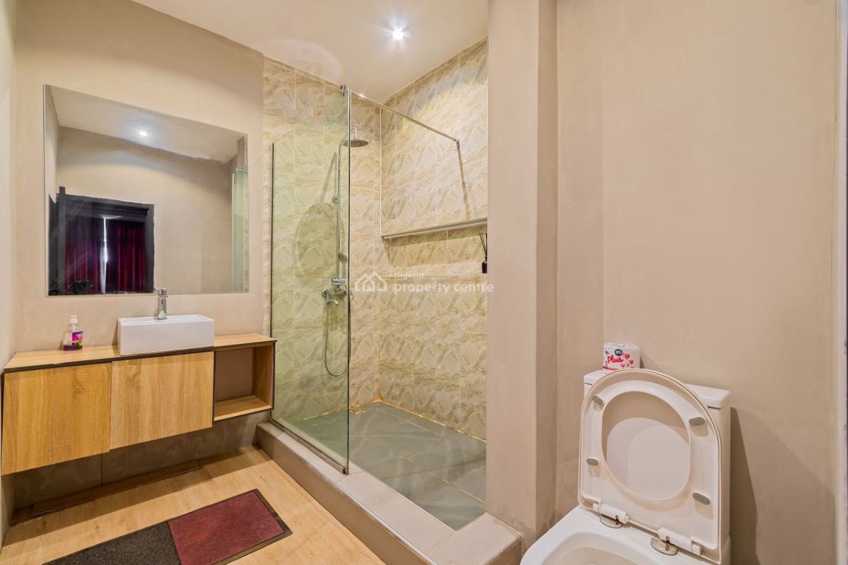 2 Bedrooms Luxury Waterfront Apartment, Lekki Phase 1, Lekki, Lagos, Flat / Apartment Short Let