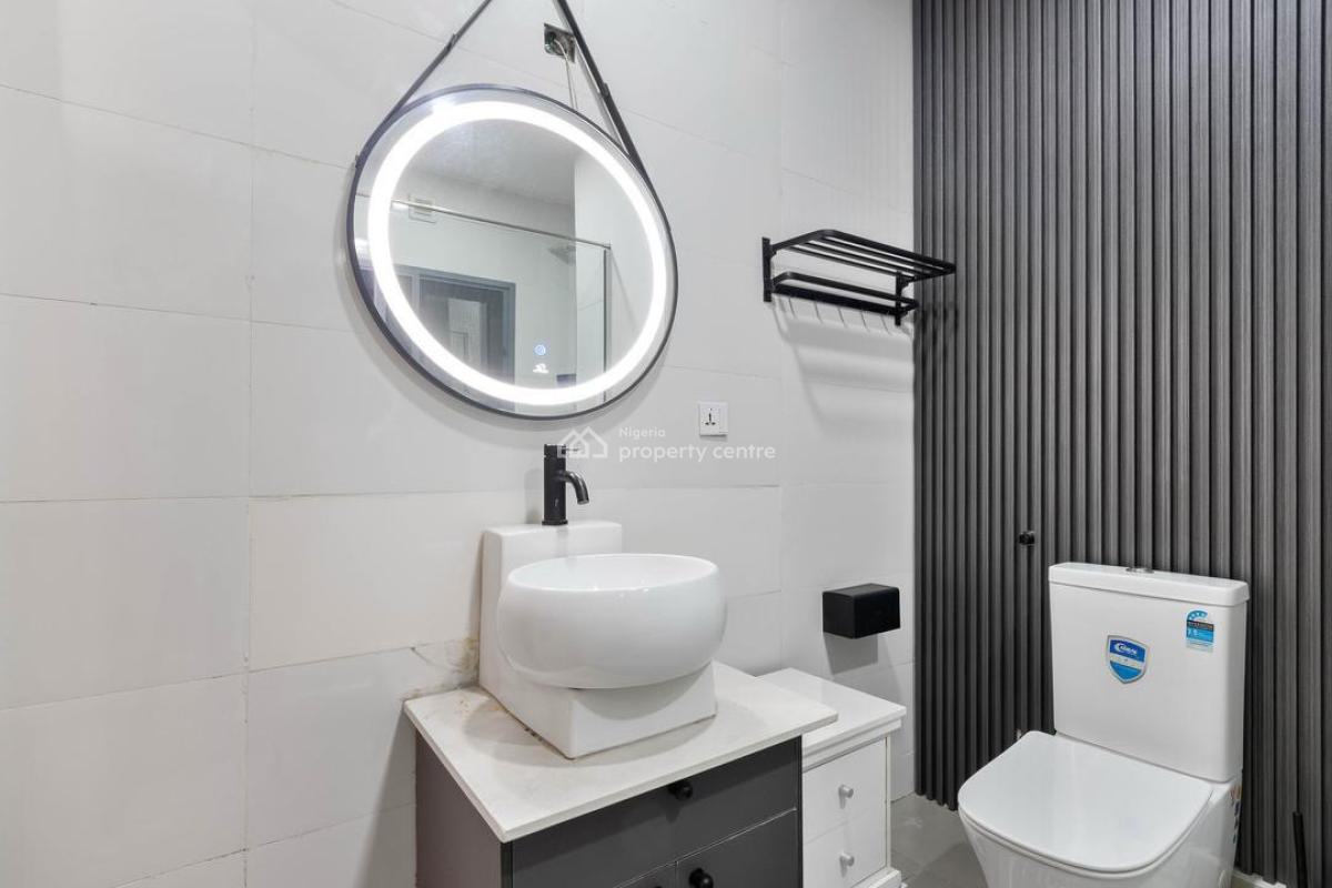 3 Bedrooms Apartment, Lekki Phase 1, Lekki, Lagos, Flat / Apartment Short Let