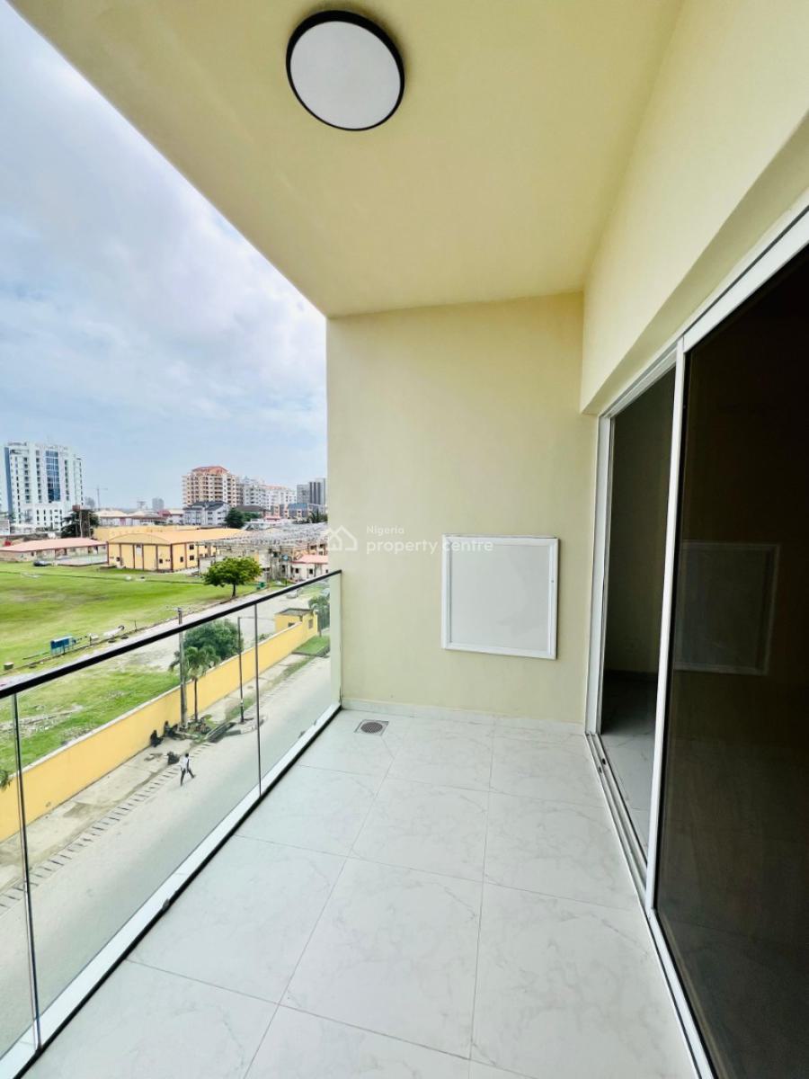 3 Bedroom Luxury Flat Overlooking Eko Atlantic Estate  Fully Service, Off  Younis Bashorun Street,, Victoria Island (vi), Lagos, Flat / Apartment for Rent