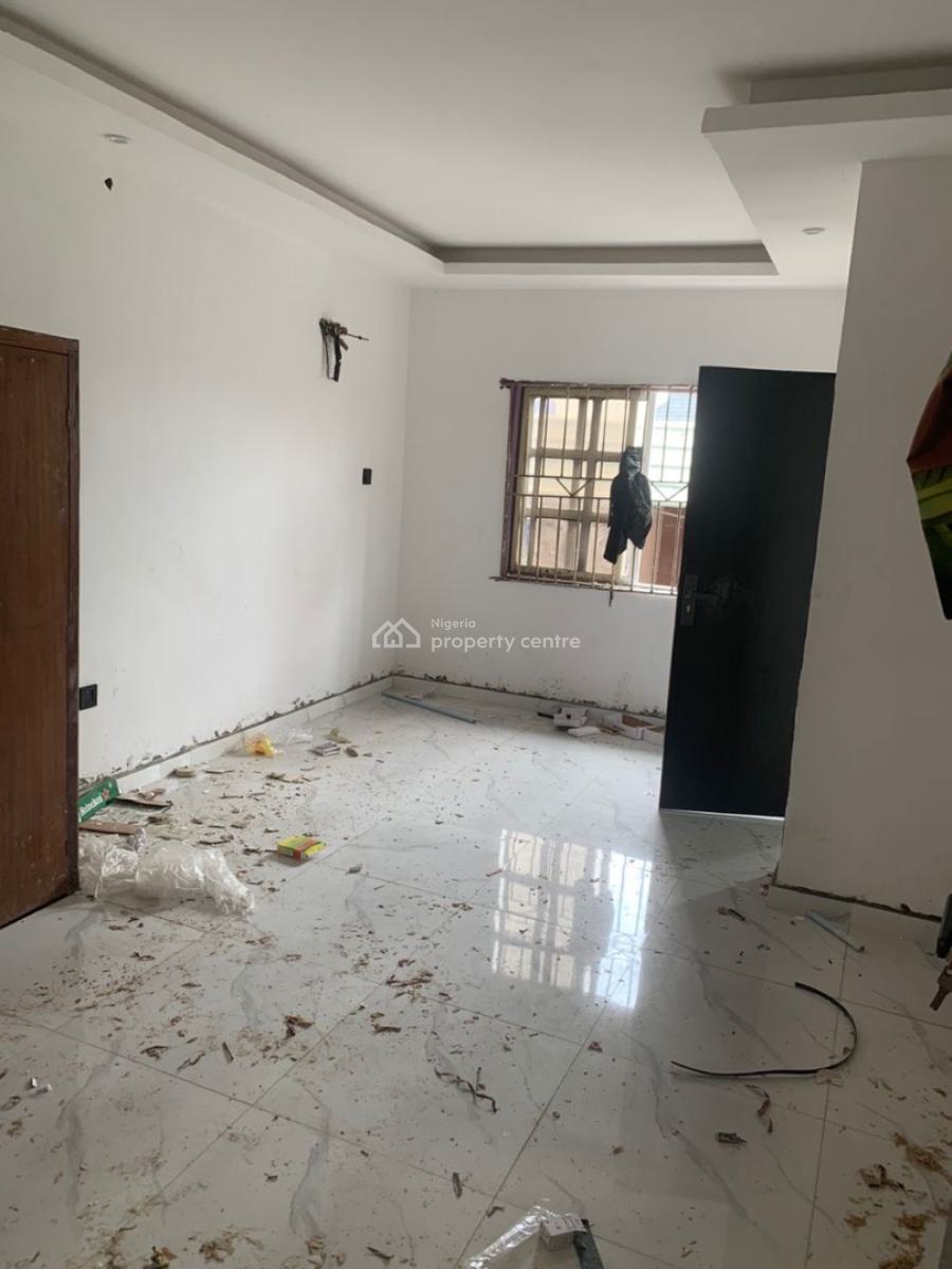3bedroom Flat with Excellent Environment, Gra Phase 1, Magodo, Lagos, Flat / Apartment for Rent