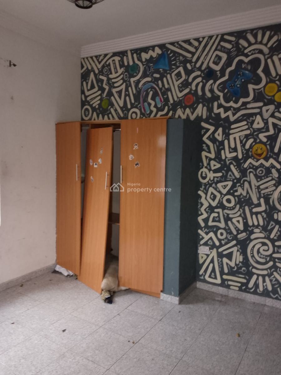 Massive 2bedroom Flat, Off Ologunfe Awoyaya Ibeju-lekki, Awoyaya, Ibeju Lekki, Lagos, Flat / Apartment for Rent