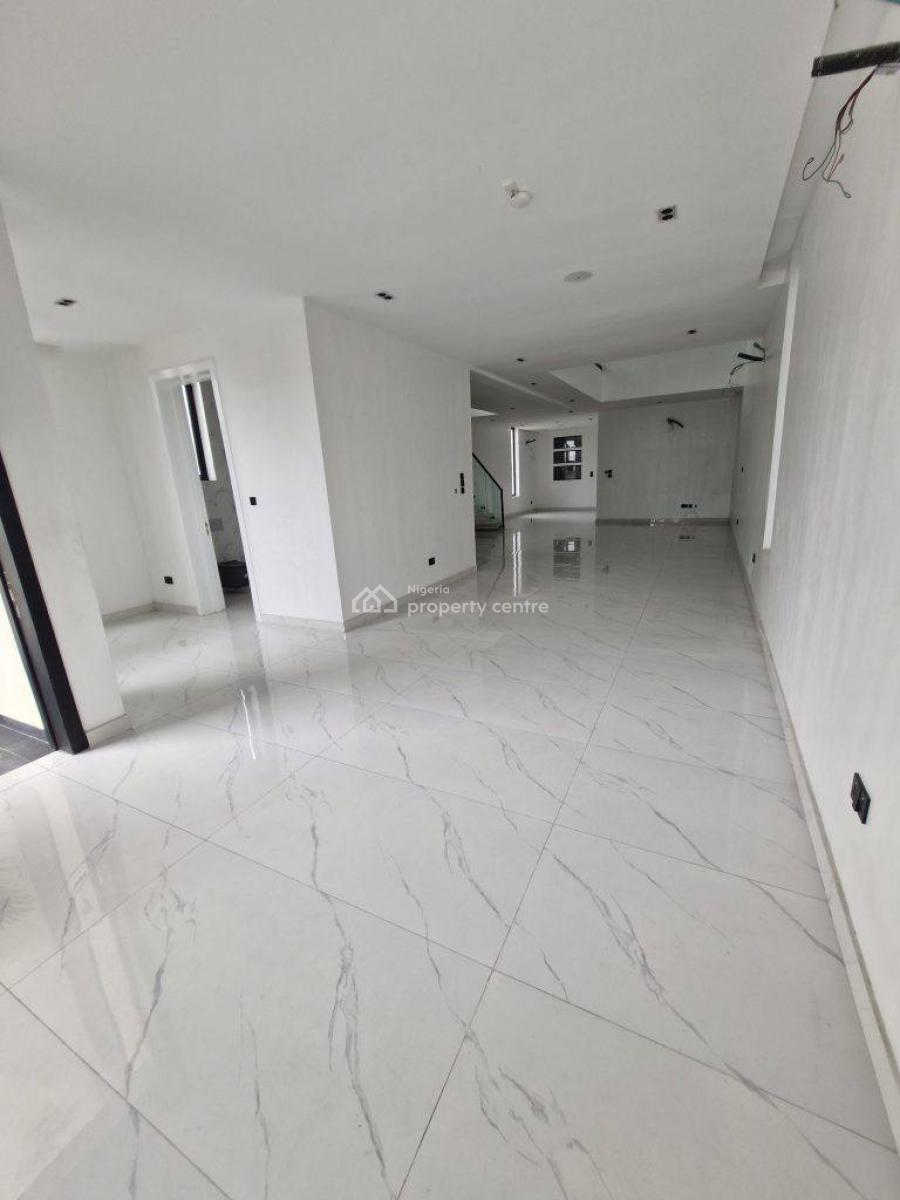 5 Bedroom Duplex in an Estate Lekki, Ikota, Lekki, Lagos, Detached Duplex for Sale