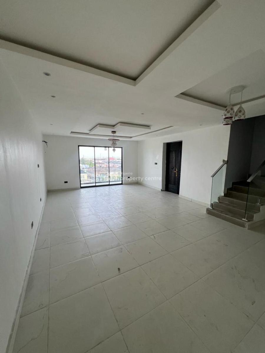 3 Bedroom Semi-detached Duplex, Lekki Phase 1, Lekki Phase 1, Lekki, Lagos, Semi-detached Duplex for Rent