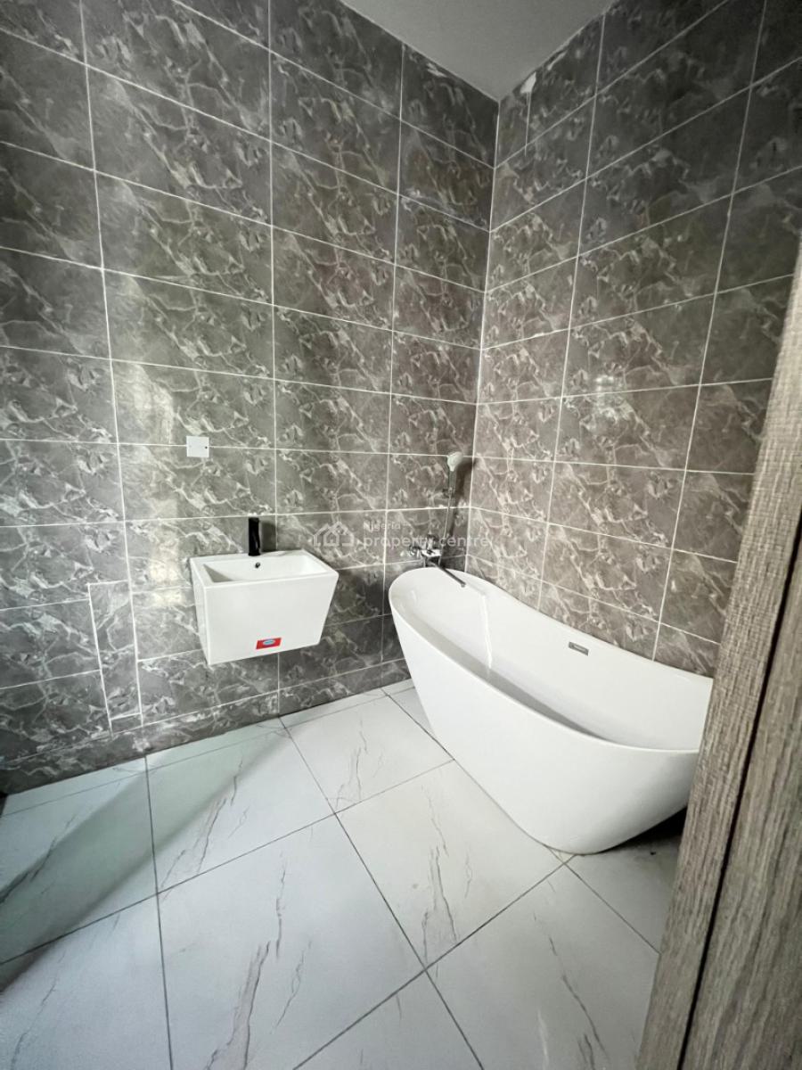 Extremely Spacious 5 Bedroom Semi-detached, Ikate Elegushi, Lekki, Lagos, Semi-detached Duplex for Sale