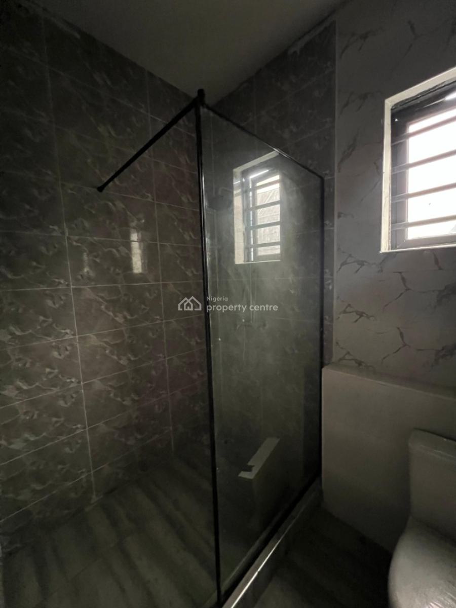 Extremely Spacious 5 Bedroom Semi-detached, Ikate Elegushi, Lekki, Lagos, Semi-detached Duplex for Sale