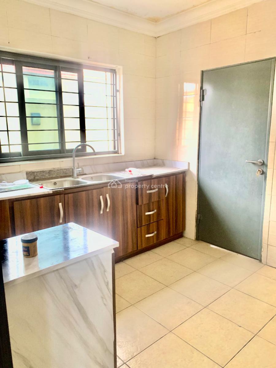 Spacious 3bedroom Apartment Inside a Secured Estate, Osapa London Lagos, Osapa, Lekki, Lagos, House for Rent