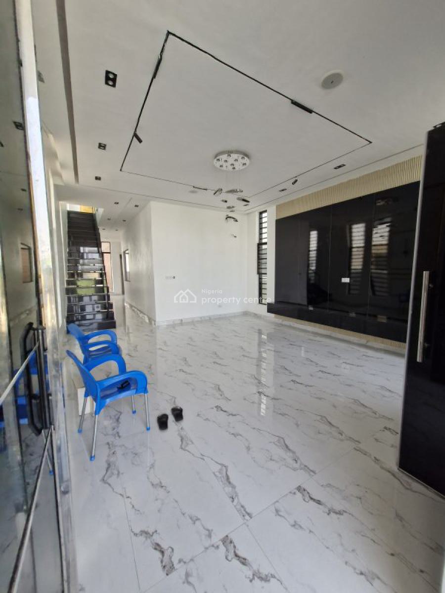 Luxurious 5 Bedroom Detached with Pool and Bq, Lekki, Lagos, Detached Duplex for Sale