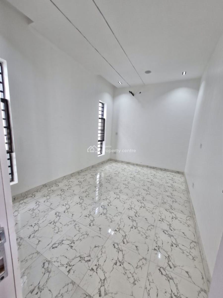 Luxurious 5 Bedroom Detached with Pool and Bq, Lekki, Lagos, Detached Duplex for Sale