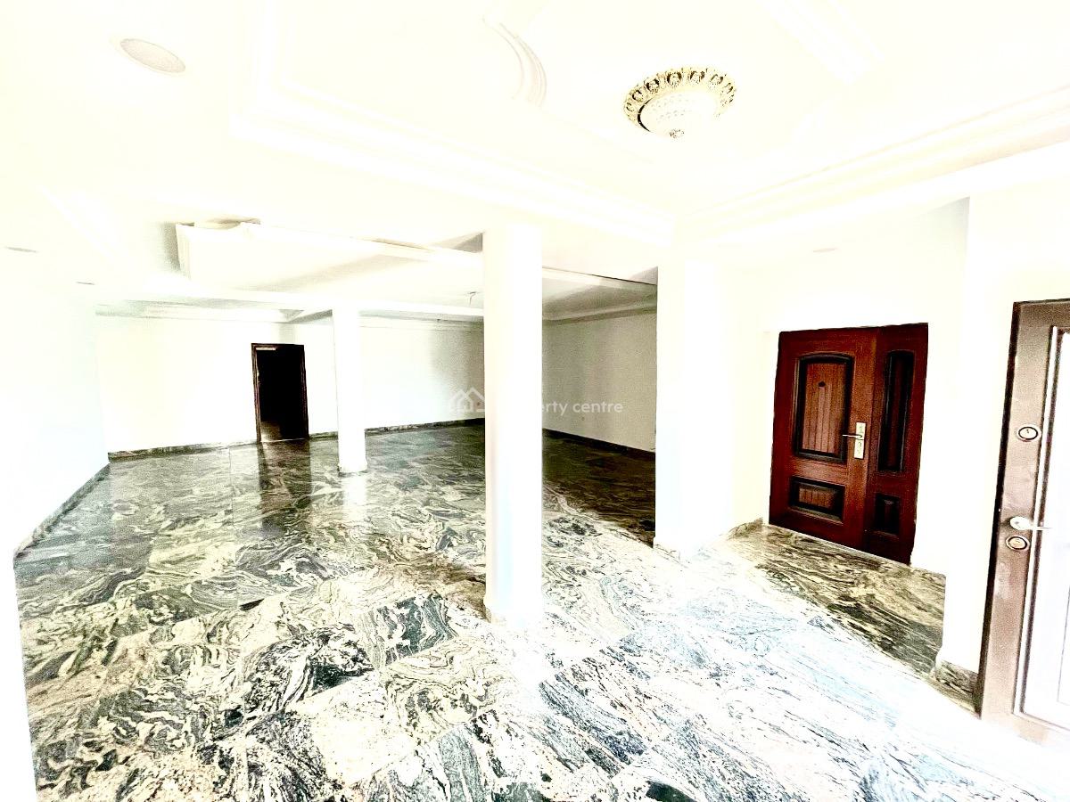 Well Maintained 3 Bedroom Apartment with a Bq, Freedom Way Ikate Lagos, Lekki, Lagos, House for Rent
