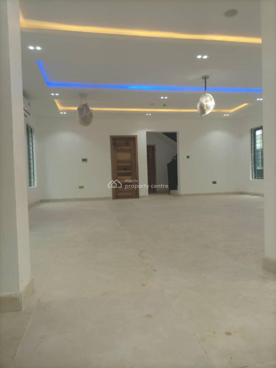 Spaciously and Luxuriously Designed Duplex with Swimming Pool, Ikota, Lekki, Lagos, Semi-detached Duplex for Sale