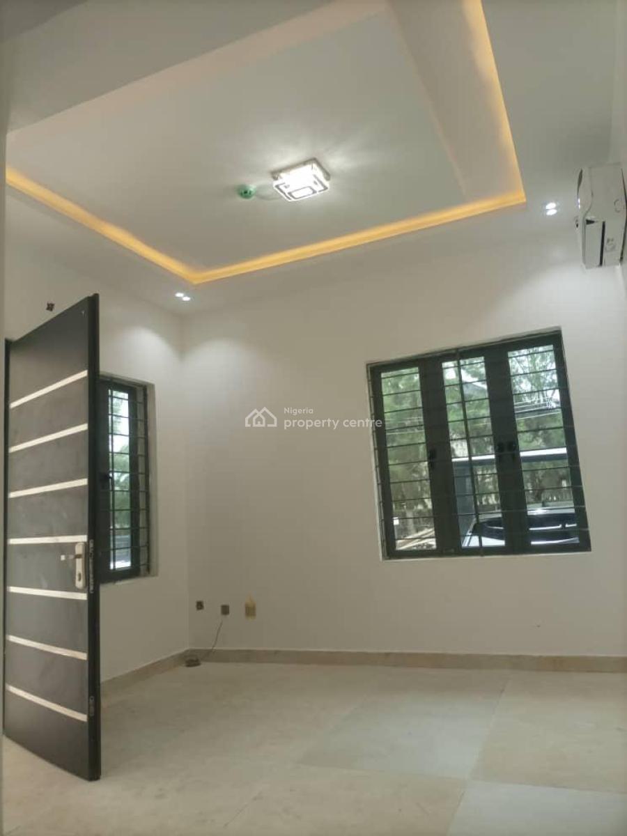 Spaciously and Luxuriously Designed Duplex with Swimming Pool, Ikota, Lekki, Lagos, Semi-detached Duplex for Sale