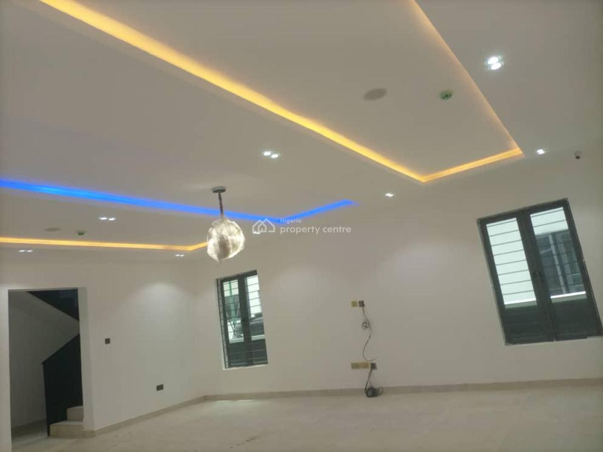 Spaciously and Luxuriously Designed Duplex with Swimming Pool, Ikota, Lekki, Lagos, Semi-detached Duplex for Sale