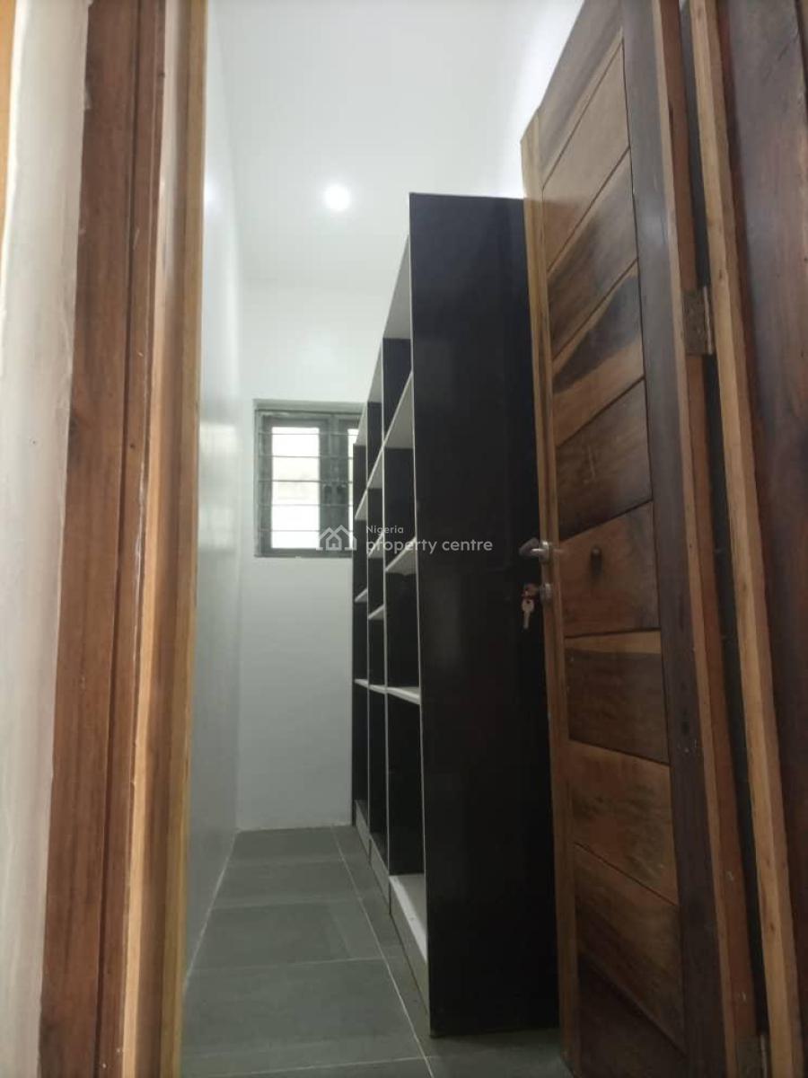 Spaciously and Luxuriously Designed Duplex with Swimming Pool, Ikota, Lekki, Lagos, Semi-detached Duplex for Sale